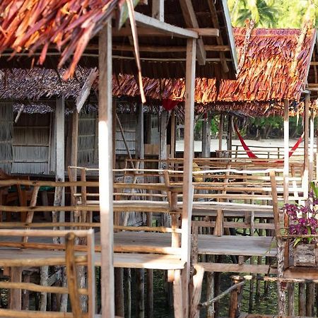 Firdas Bungalows Waisai Εξωτερικό φωτογραφία
